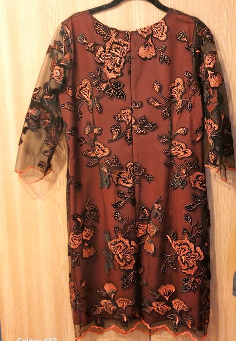 Rochie elegantă din dantelă.