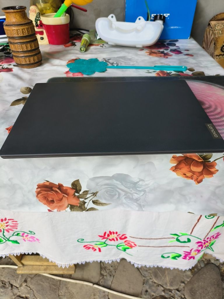 Leptop Lenovo ideapad s145