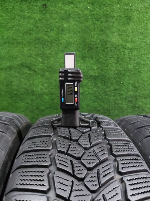 зимни гуми 185/65/15 Firestone, dot19
dot19та
6+мм 
Добри състояние бе