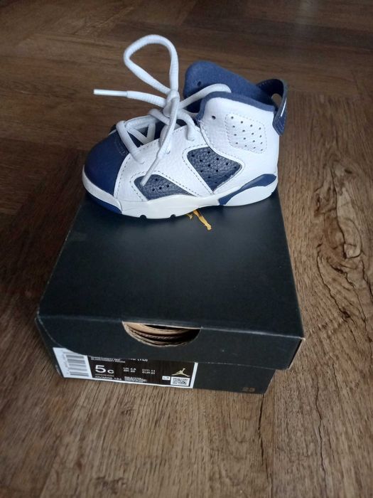JORDAN  6 Retro pentru copii