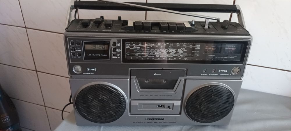 Radiocasetofon Universum CTR 2304U