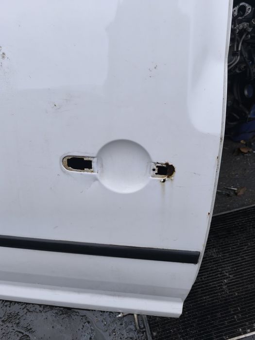 Usa culisanta dreapta Caddy 3