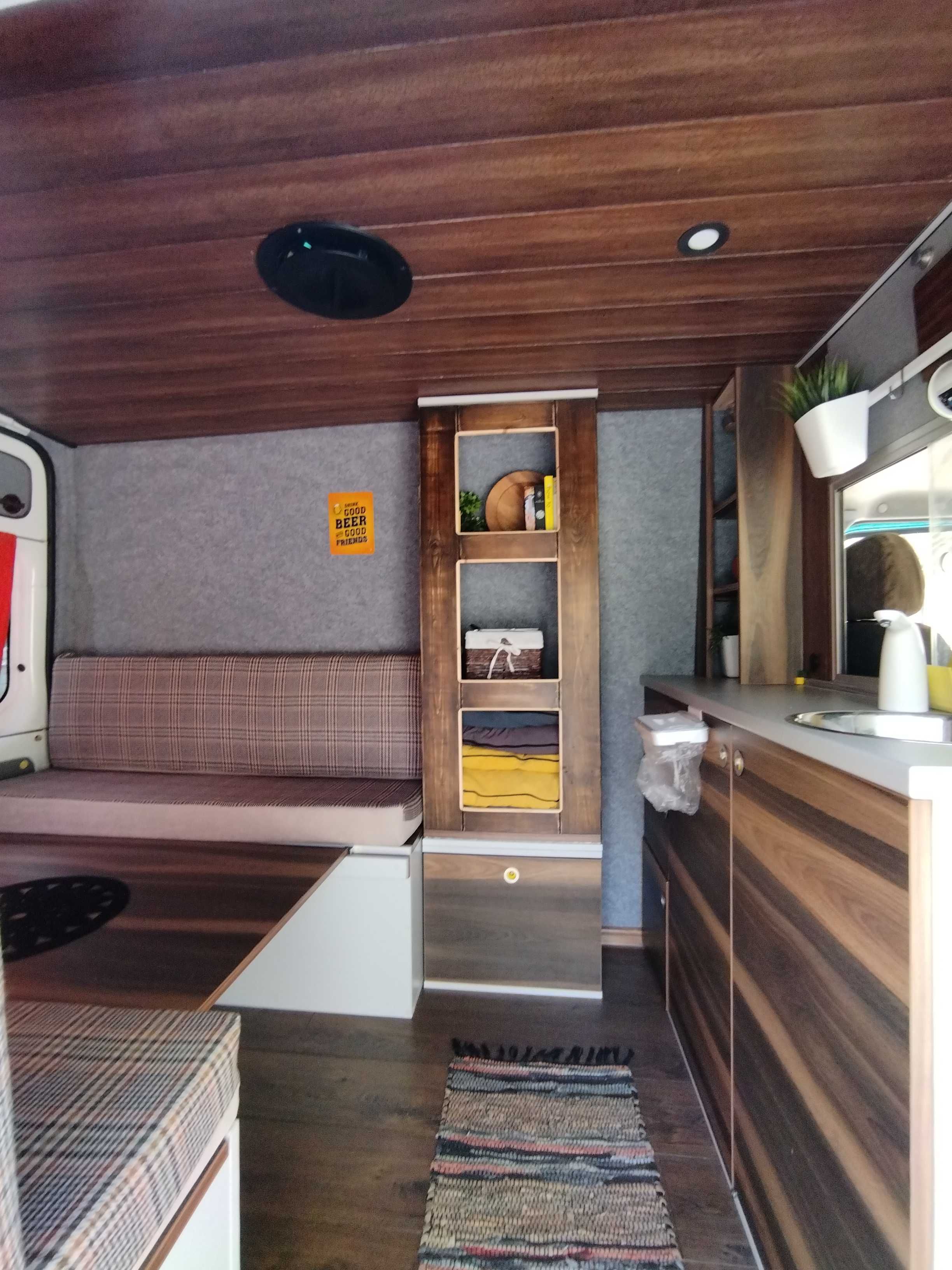 Кемпер Ford Transit 2005