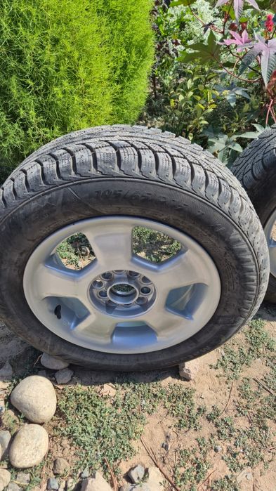 Продам зимнюю резину