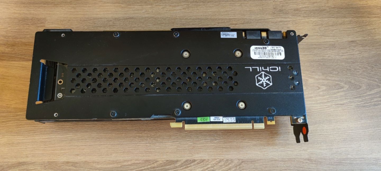 Vând placa video 1080ti