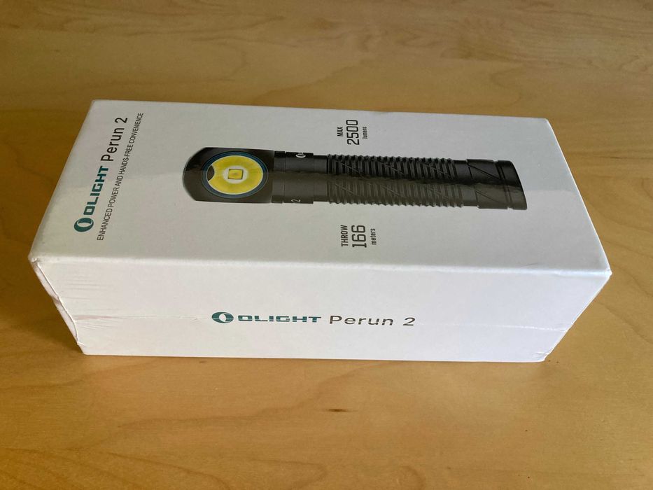 Lanterna Olight Perun 2, 2500 lumeni max, noua, sigilata