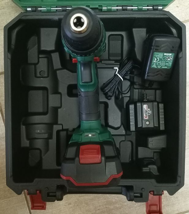 Parkside set filetanta bormasina 35Nm cu baterie 20V 2 A incarcator 1A