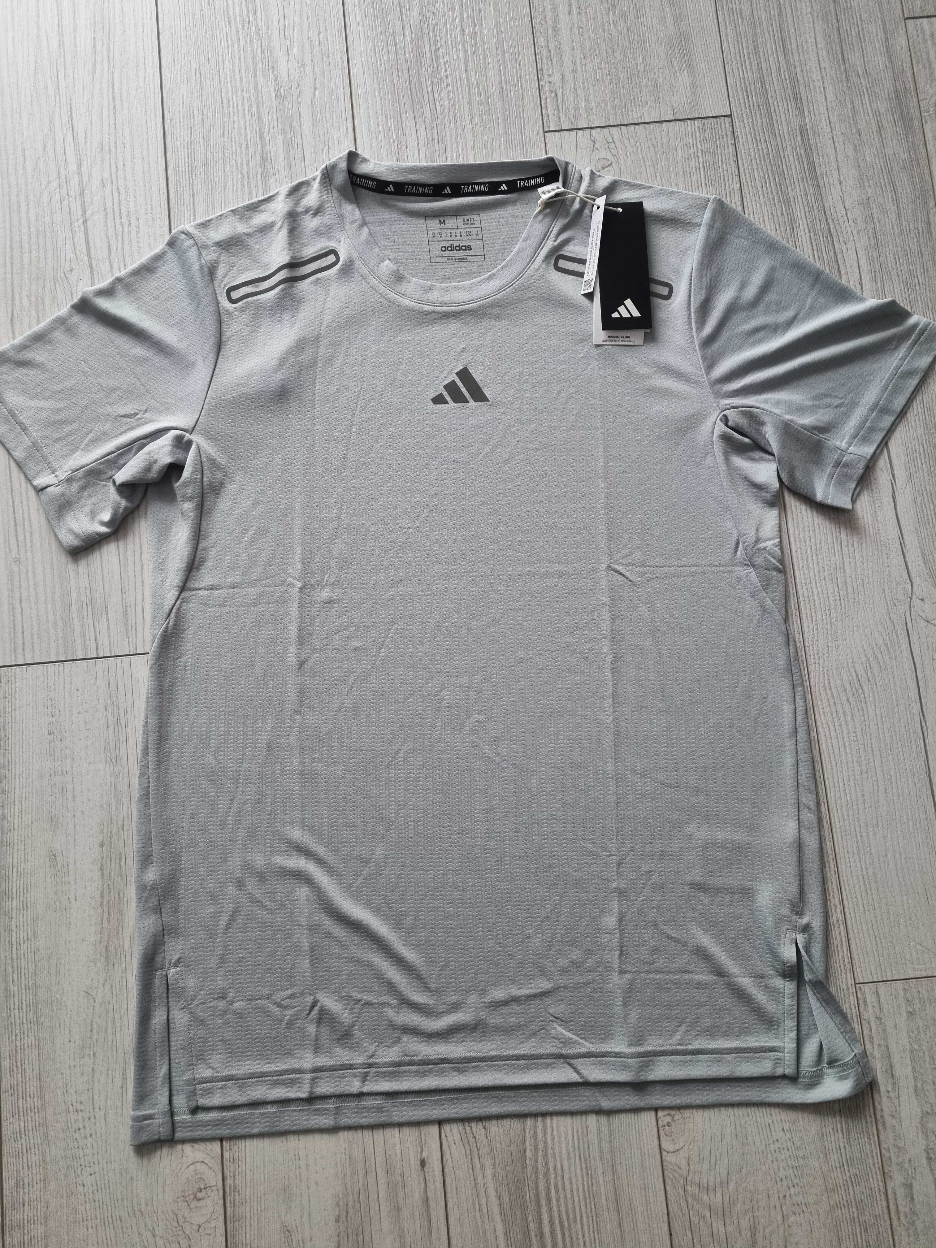 Tricouri Noi cu eticheta; Under Armour, Adidas