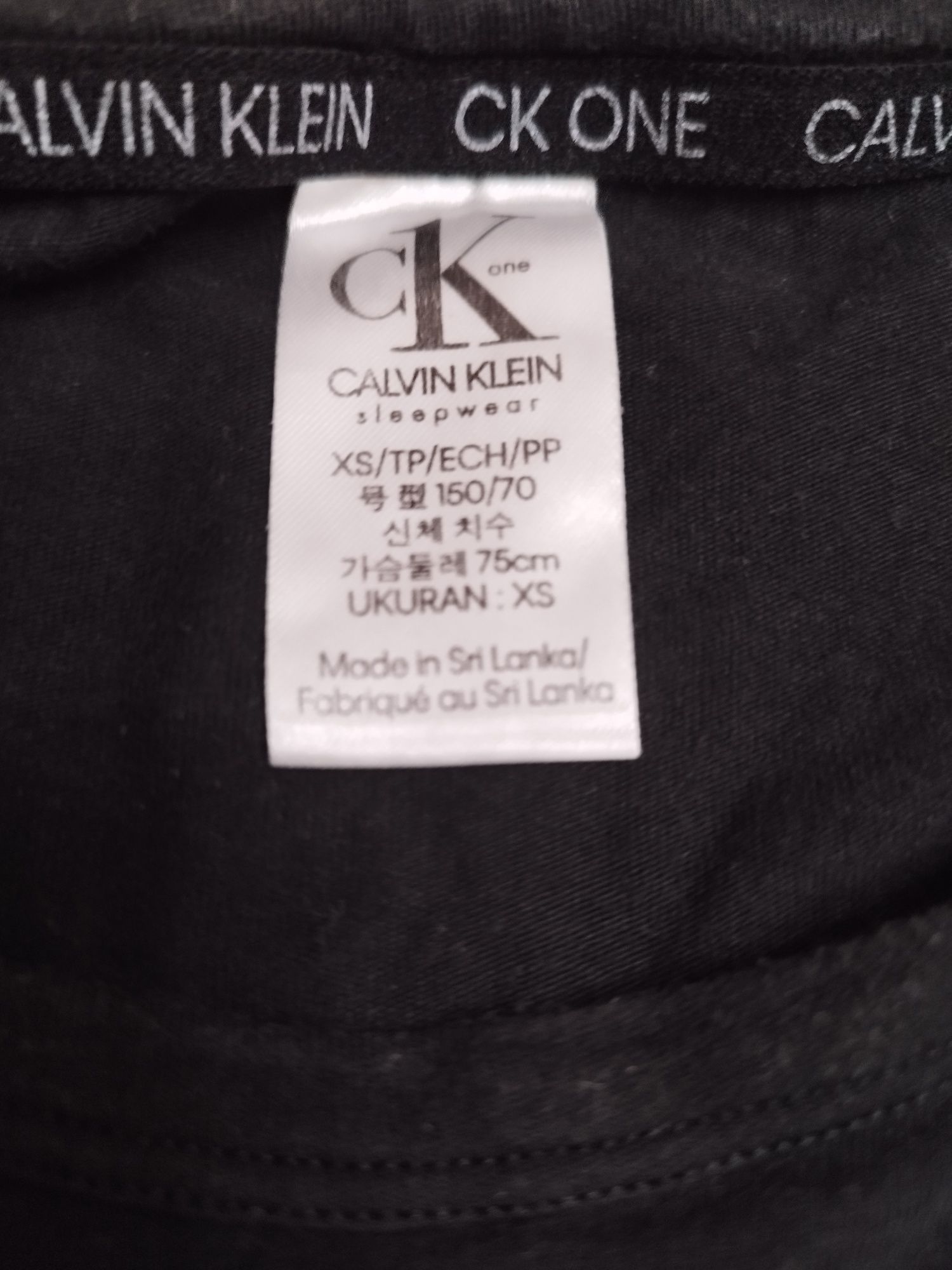 Tricou Calvin Klein mărimea Xs-s