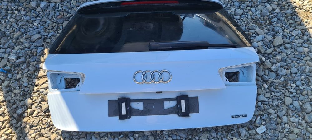 Haion cu luneta Audi A6 4G break alb