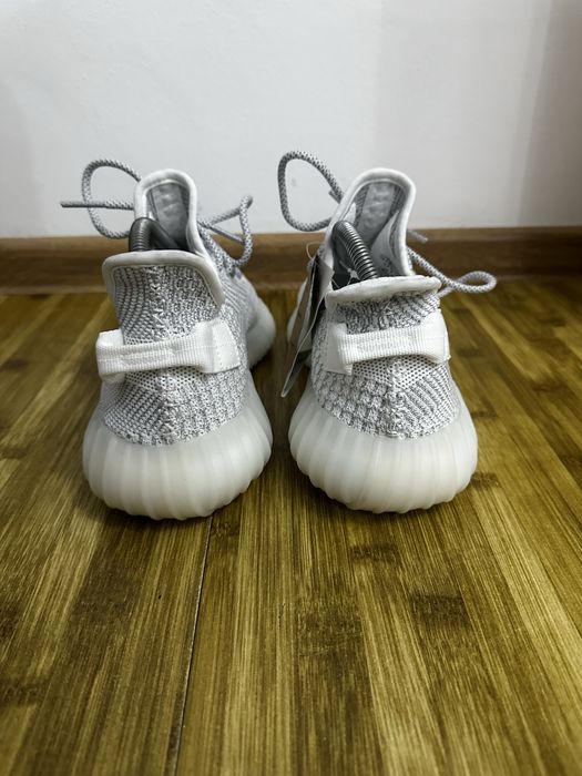 Yeezy 350 v2 marimea 42
