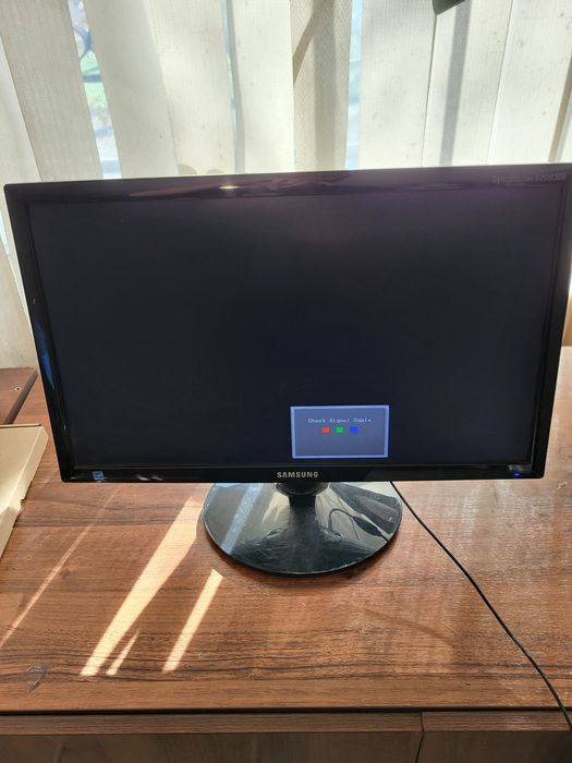 Монитор 20" Samsung