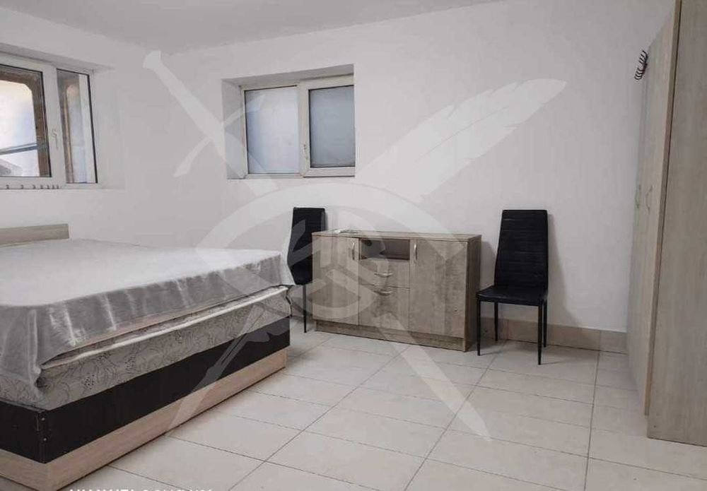 Дава се под наем Двустаен апартамент в Варна, Левски - 44 кв.м за 300 € - Снимка #1