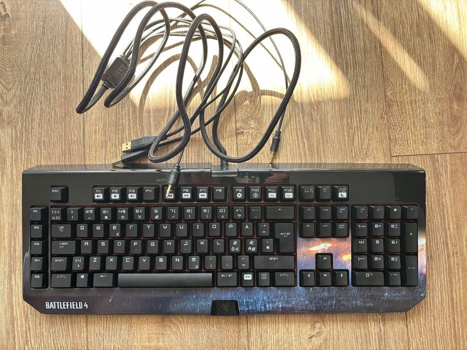 Tastatura Razer Battlefield 4 Black Widow Ultimate Edition