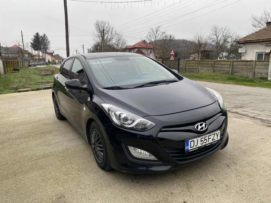 Hyundai i30 1.4 crdi 90cp