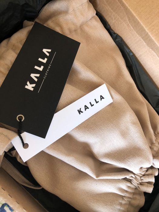 Бежов набран топ Kalla Clothing