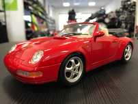 Метална колекционерска количка PORSCHE 993 CABRIOLET 1991г. 1:18 НОВА