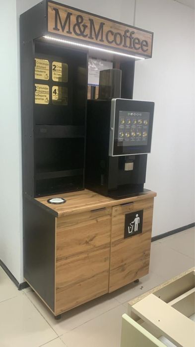 Продаётся кофе-машина.