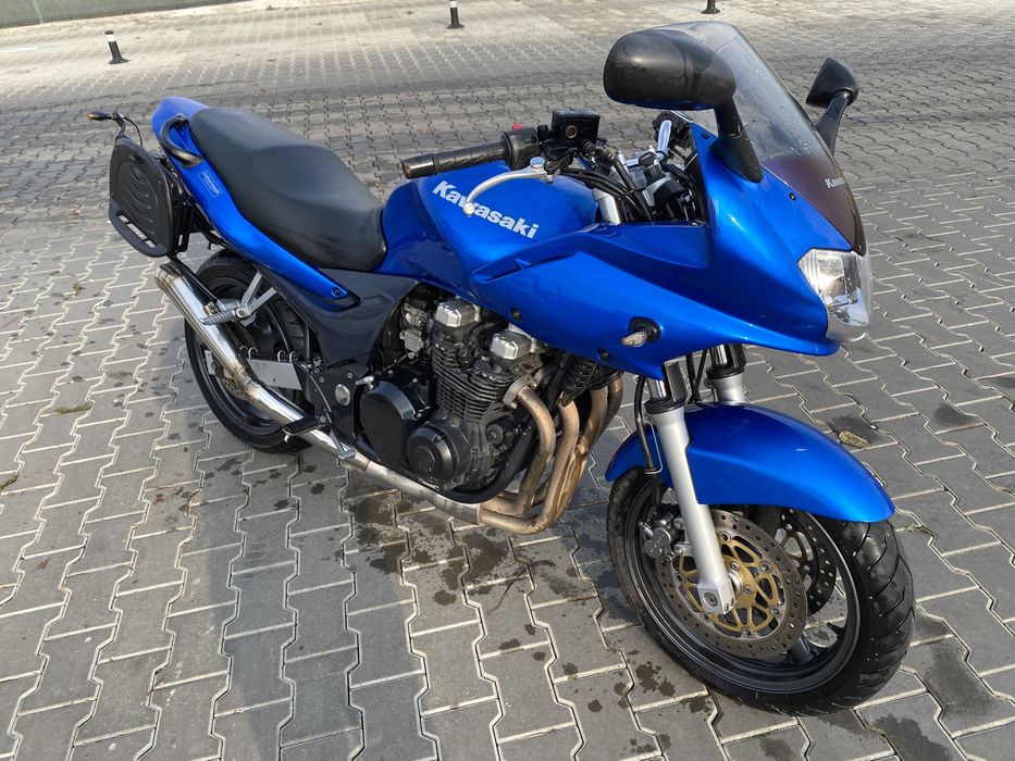Kawasaki ZR7S 750 cm3