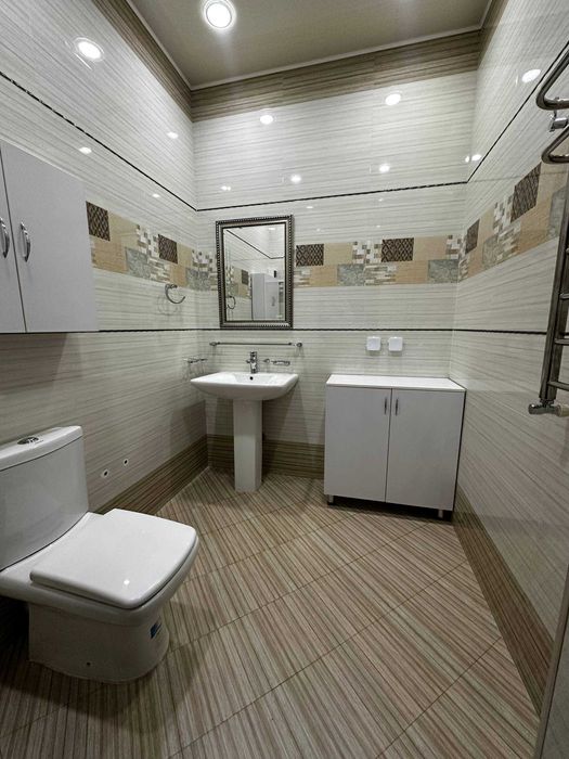 Буйук Ипак Йули метро ул.Хырмантепа (Никитина) чайхана Салом евро дом