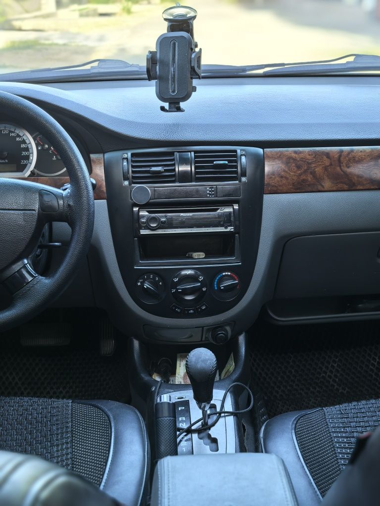 Lacetti 1.8 aftomat sotiladi