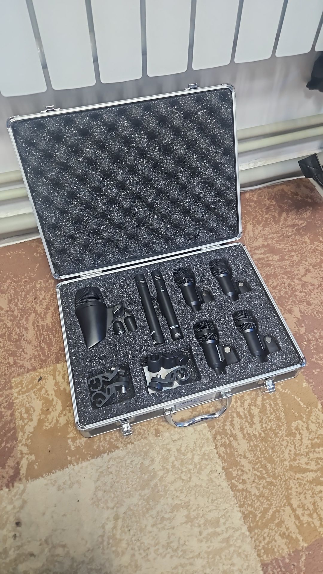 Продам микрофоны AKG