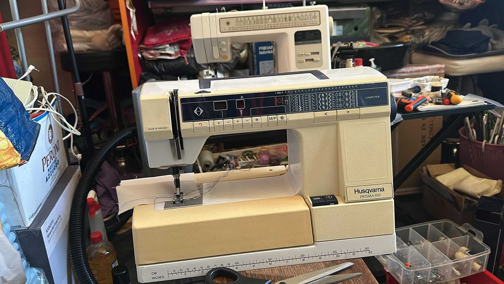 Masini motoare si pedale pentru cusut electrice