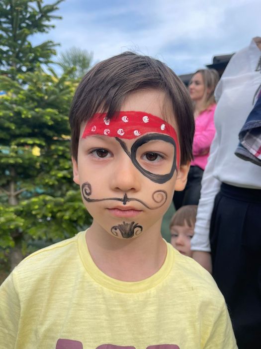 Pictura pe fata și animație