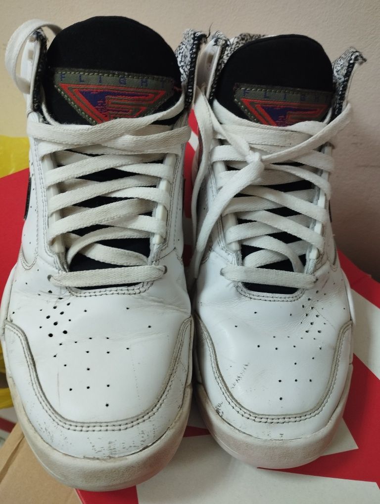 Маратонки NIKE AIR FLIGHT Lite Mid