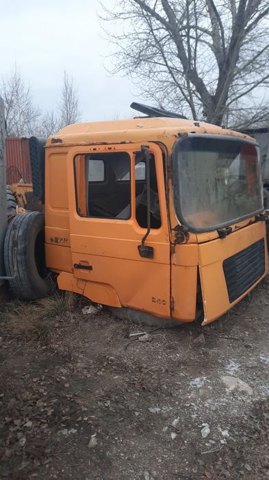 Продам две кабины на шахман и хову