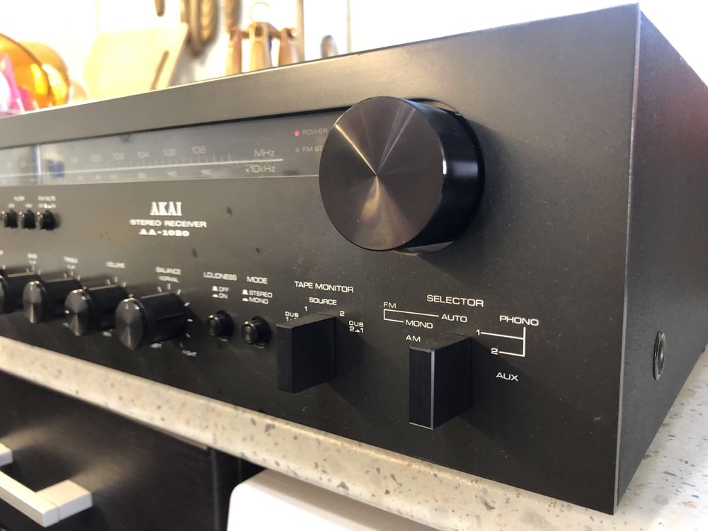 Акай AA-1020 Akai