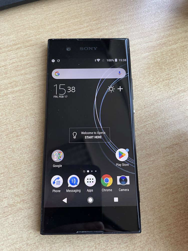 Телефон Sony XA1