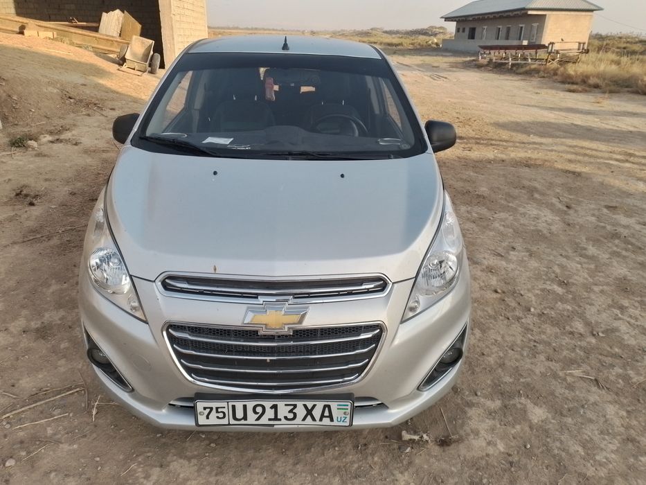 Spark 2013 kraska bor 20  30% holat yaxshi prabek213600