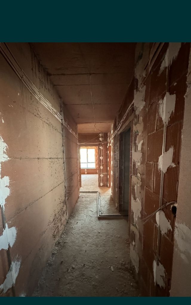 Продава се Тристаен апартамент в Казанлък - 116 кв.м за 992 €/кв.м - Снимка #4