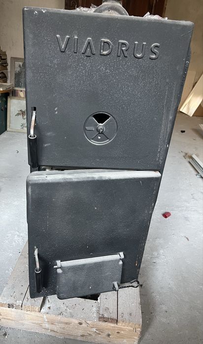 Нов котел за твърдо гориво Viadrus u22