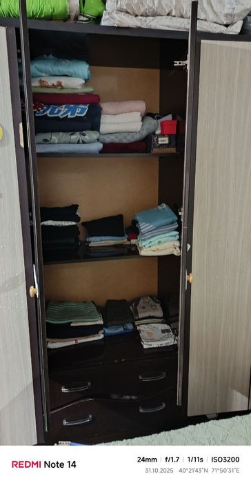 Мебель шкаф и кравать