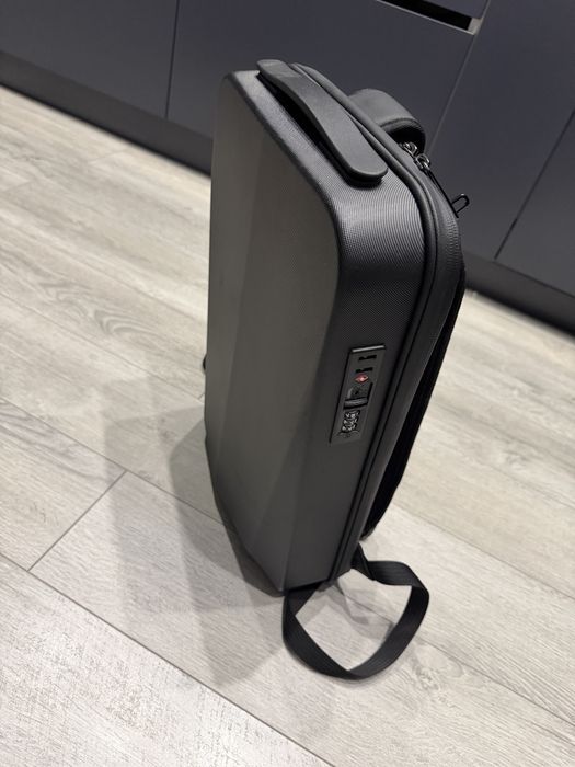 Продам рюкзак с кодовым замком