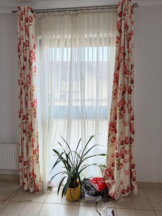 Set draperie și perdea 4 buc
