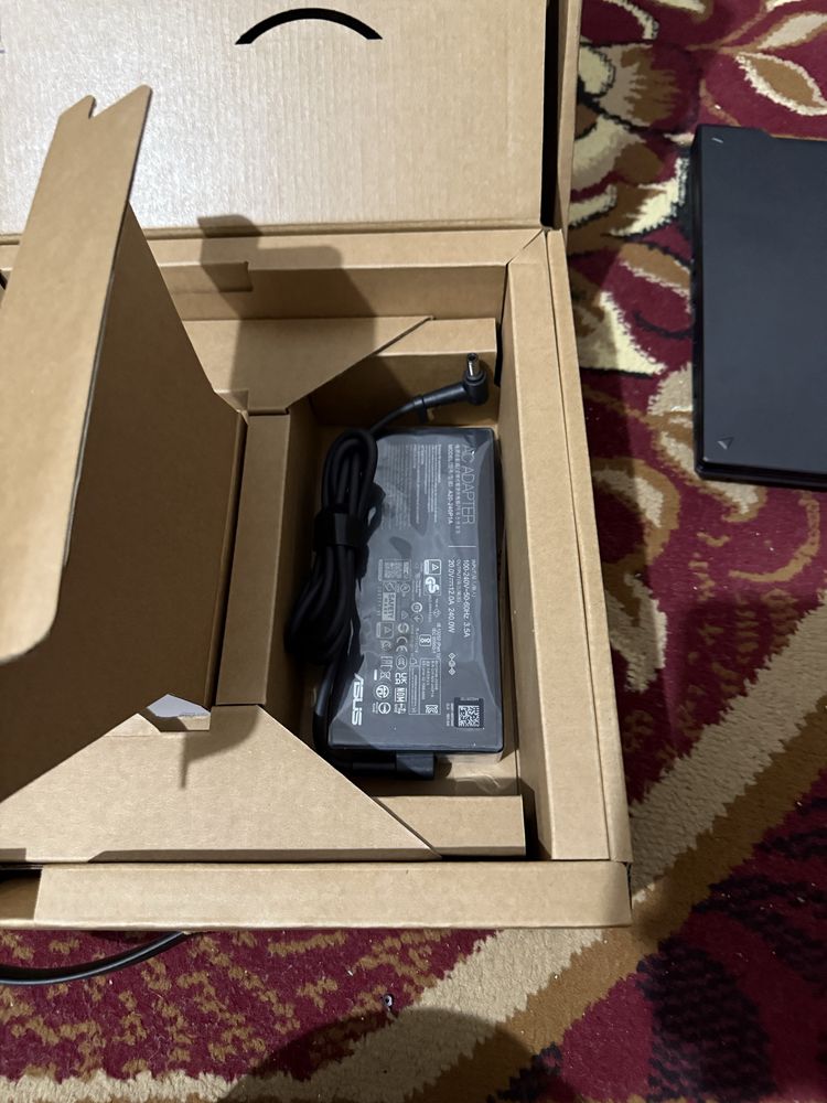 Asus Laptop TuF 16 Gaming Sotiladi yangi Sistema qilingan  Xolos