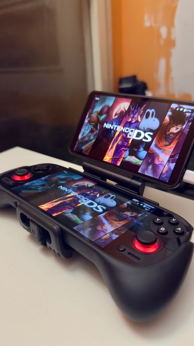 Retroid Pocket 5 + Dual screen addon + много официални подаръци