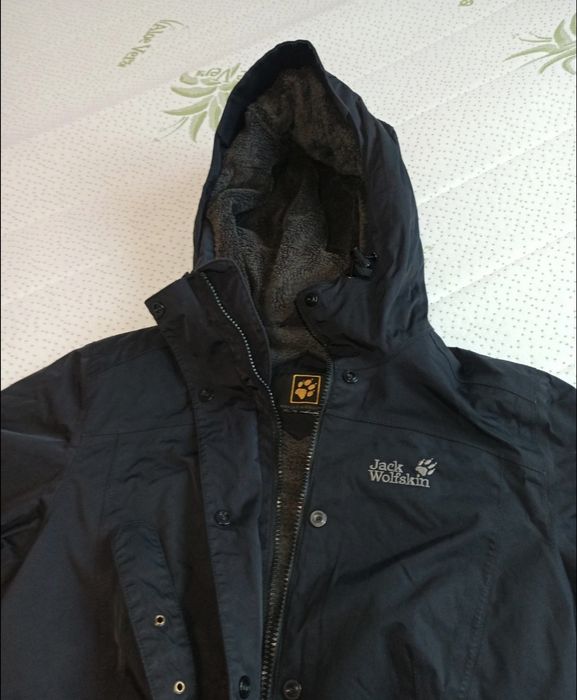 Geaca dama Jack Wolfskin S 36