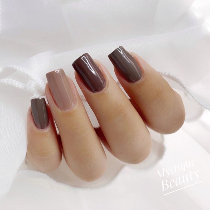 Manichiura si Pedichiura! Mystique Beauty OFERTA