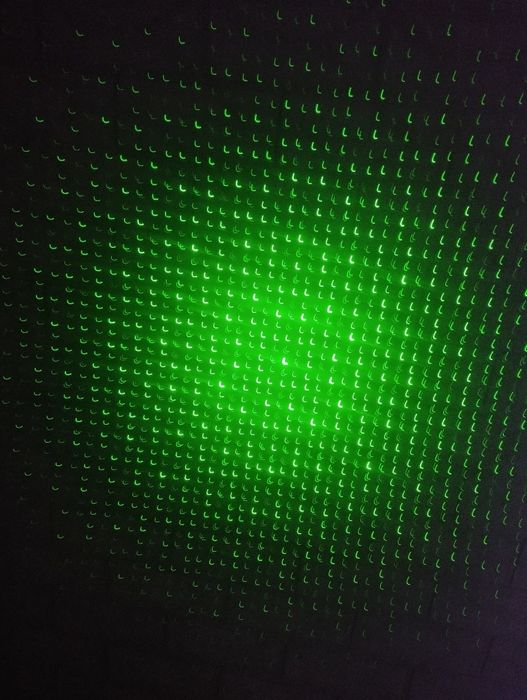 Мощный лазер и он сможет пойти наверх и у него есть насадка