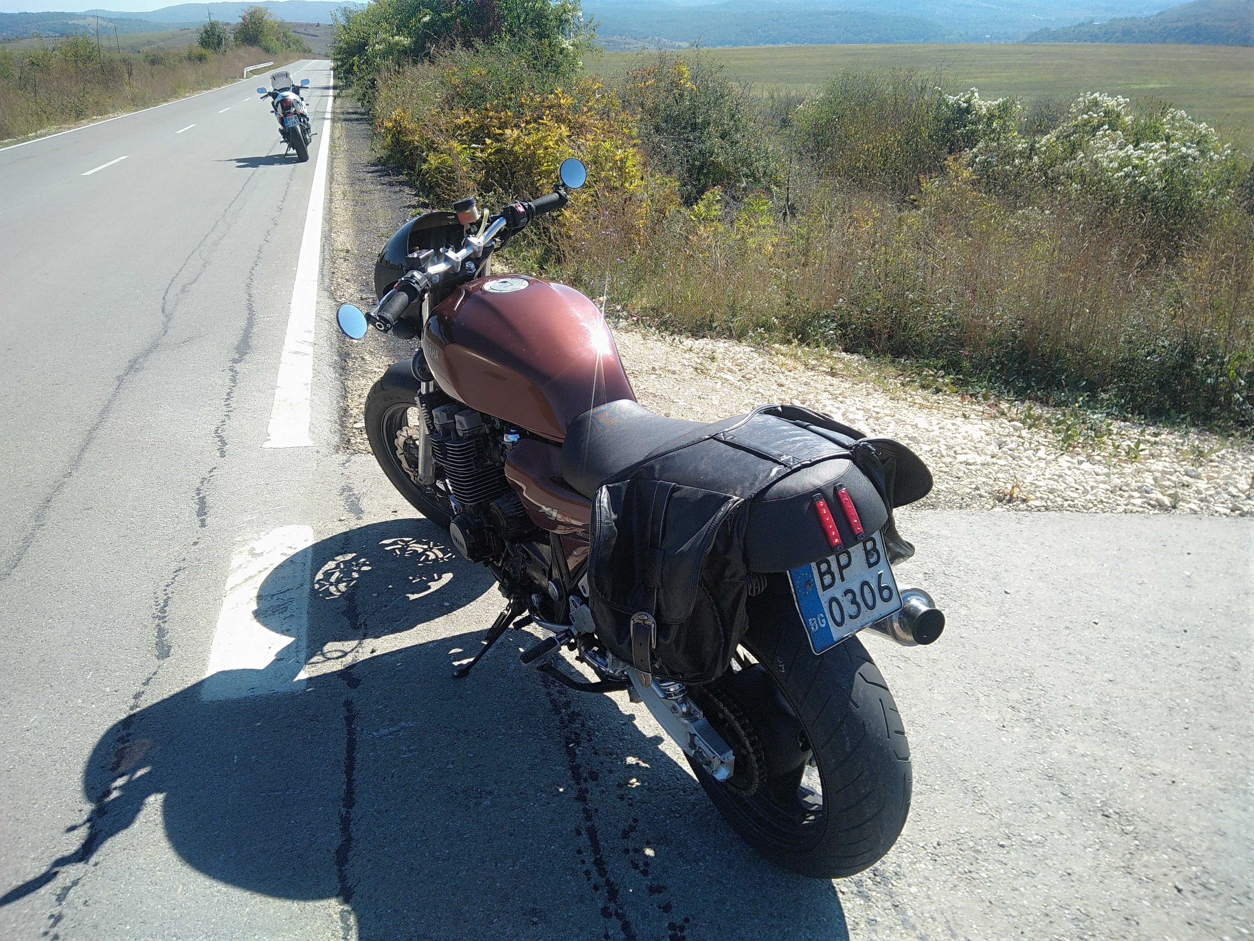 Продавам Yamaha xjr1200