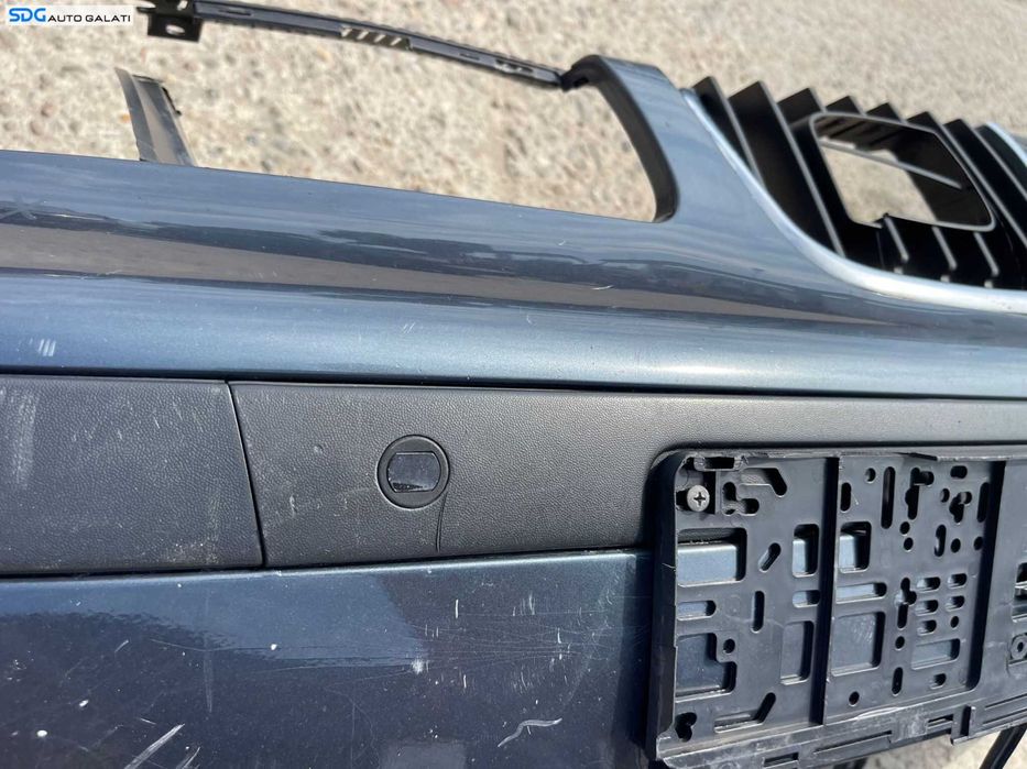 Bandou Grila Ornament Plastic Central cu Locas Senzor Parcare de pe Bara Spoiler Fata Seat Alhambra 2001 - 2010 Cod 7M3941700C [B3197]