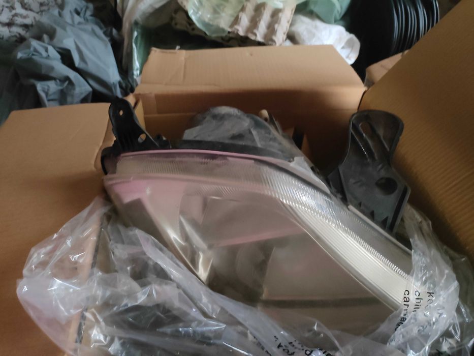 Фарове за Опел Мерива А 2003