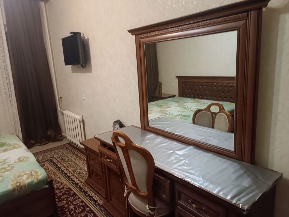 мед гародокда евартира сотилади