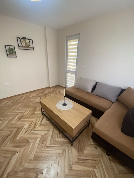 Двустаен плеввн широк център