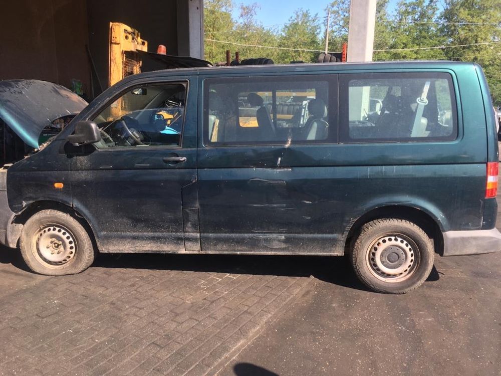 Piese Volkswagen T 5 . Motor 1.9 tdi. Cutie de viteza 5 trepte