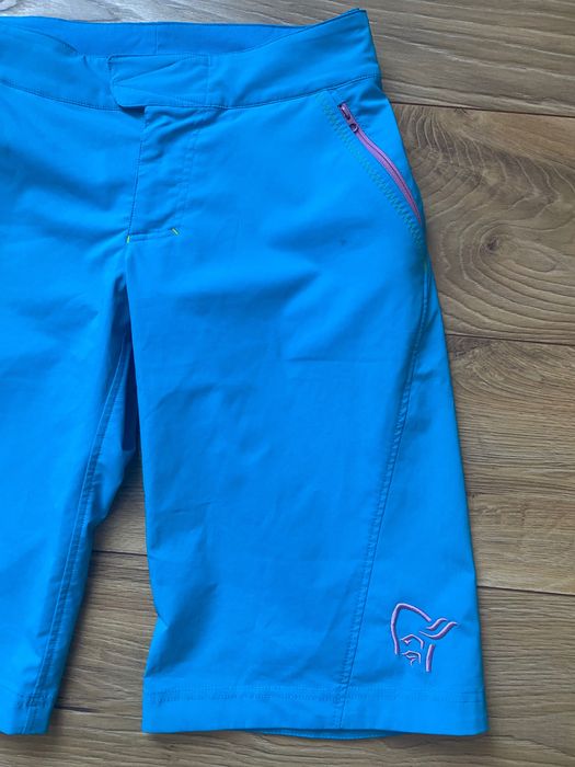 NORRONA-pantaloni scurti, stare foarte buna , dame , marimea XS